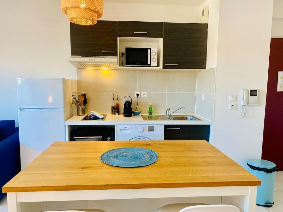 "Loulou" T1 Moderne Et Lumineux, Centre Ville, Wifi, Parking Сет Екстериор снимка